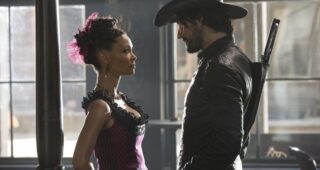 Westworld saison 1 : Photo James Marsden, Thandie Newton