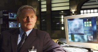 Alias : photo, Victor Garber