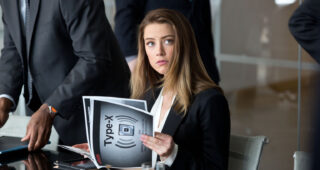 Paranoia : photo, Amber Heard