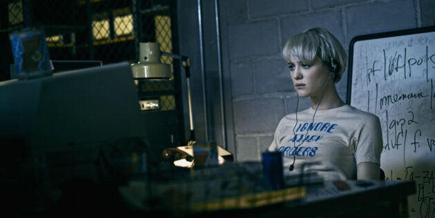 photo, Mackenzie Davis