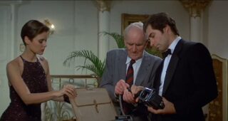 Permis de tuer : photo, Timothy Dalton, Desmond Llewelyn, Carey Lowell