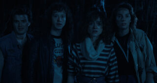 Stranger Things : photo, Joe Keery, Joseph Quinn, Natalia Dyer, Maya Hawke