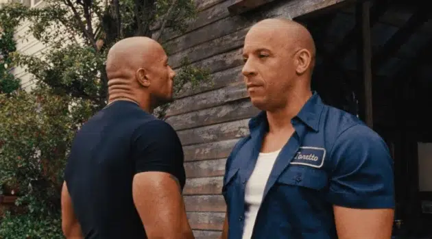 Vin Diesel et Dwayne Johnson dans Fast & Furious